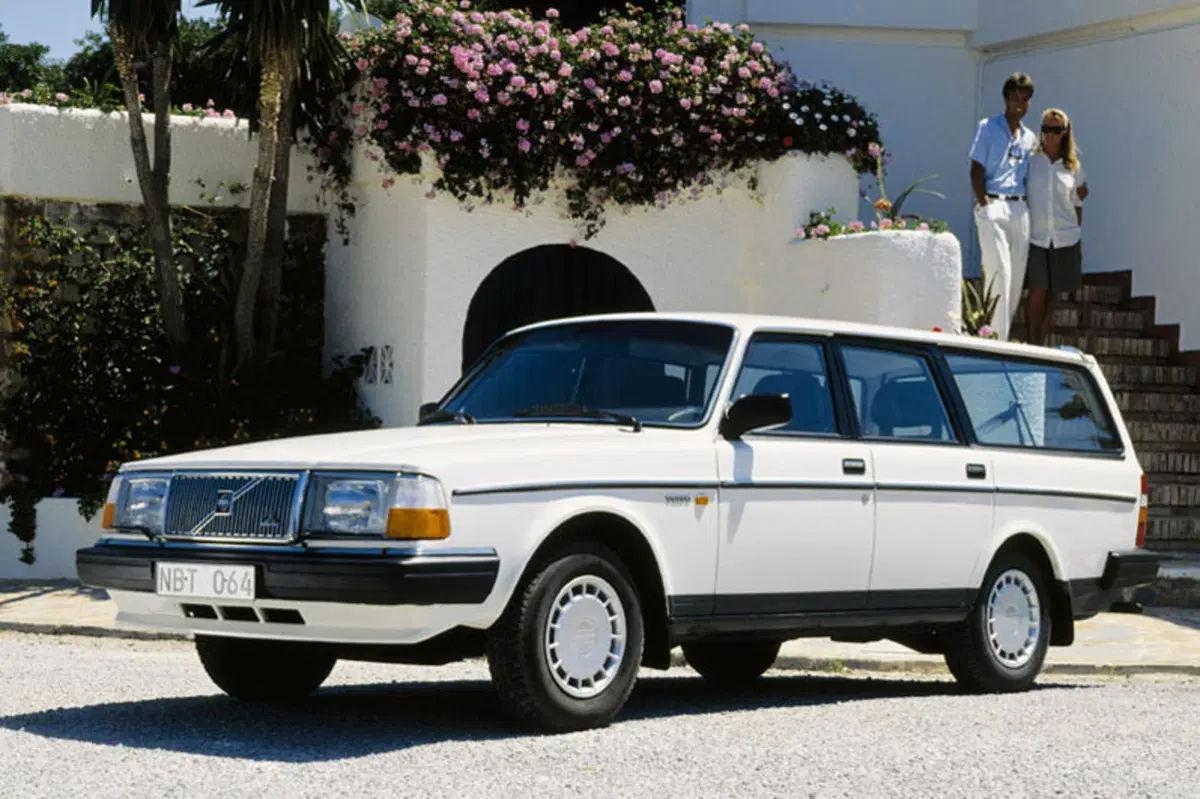 Volvo 240 Station Wagon (1984-93) (7)