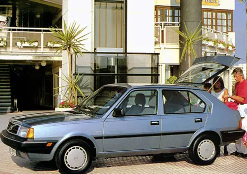 Volvo 340 (1983-86)