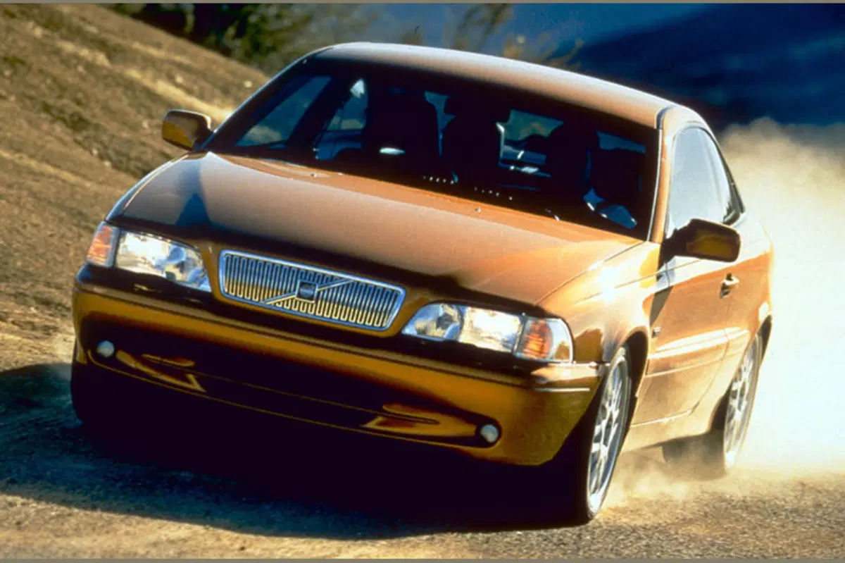 Volvo C70 (1997-05) (3)