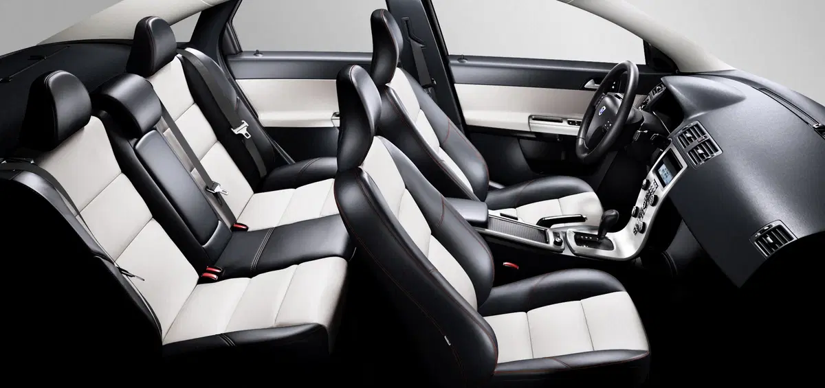 Volvo S40 (2003-12) (16)