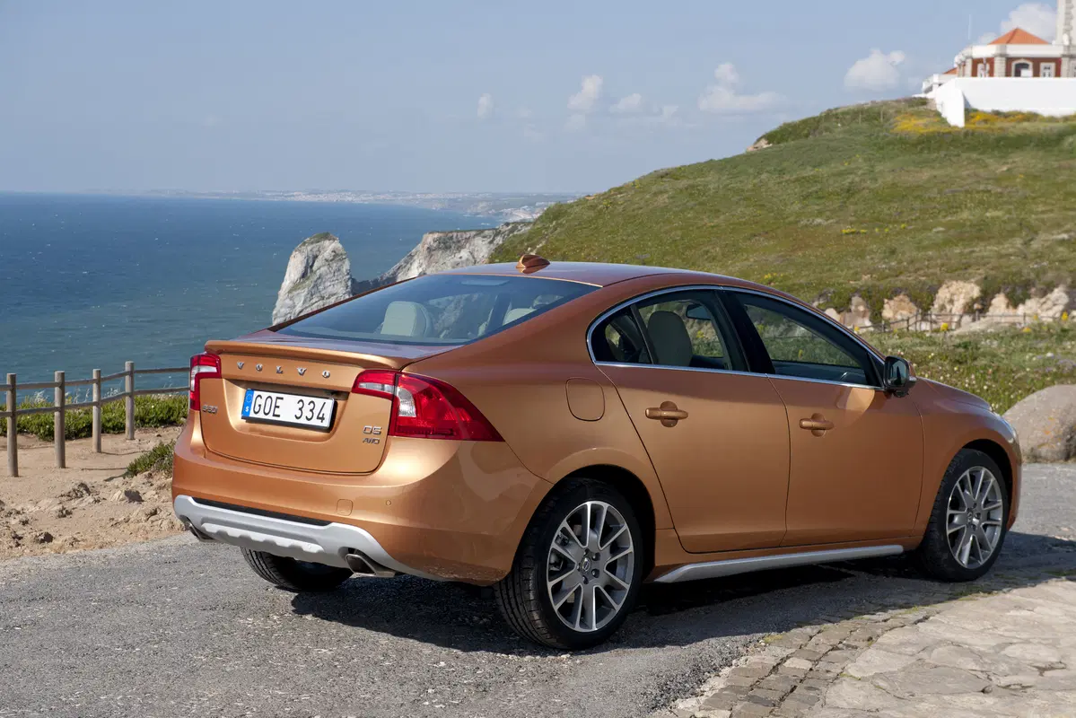 Volvo S60 (2010-18) (7)