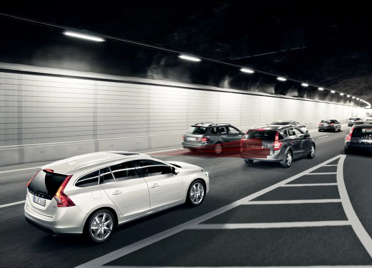 Volvo V60 D2 Geartronic Dynamic Edition (11)