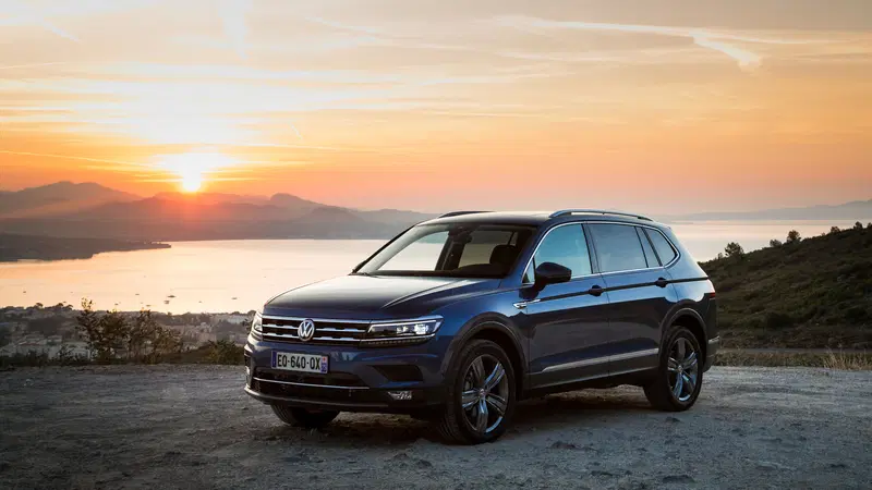 VW Tiguan Allspace. A pochi 'passi' dal Touareg [Video]