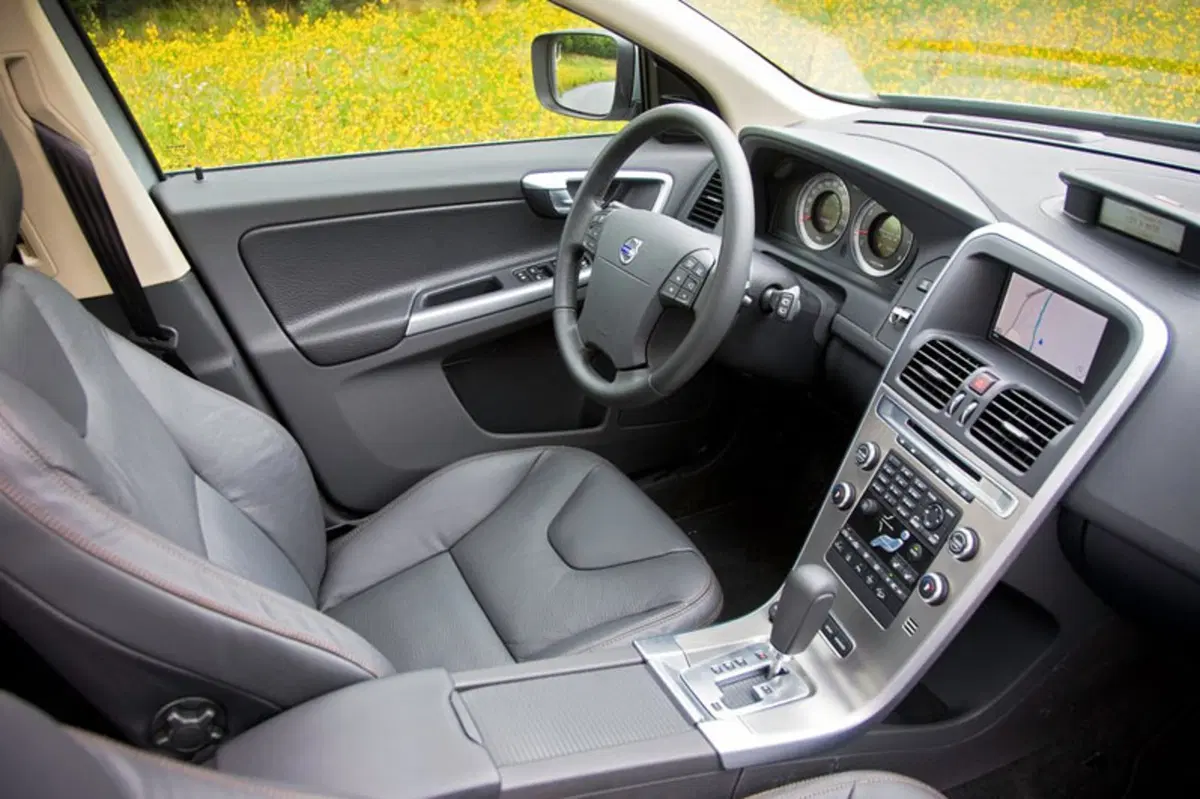Volvo XC60 (2008-18) (37)