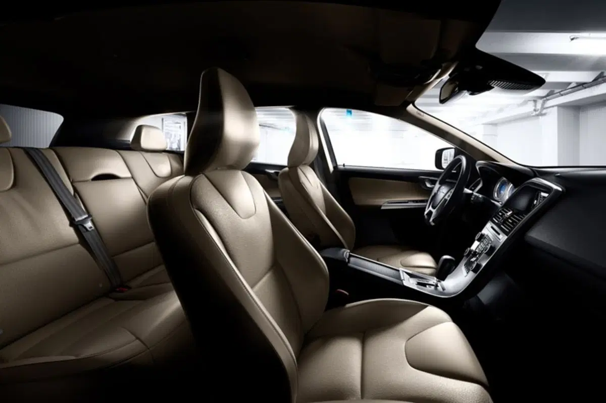 Volvo XC60 (2008-18) (39)