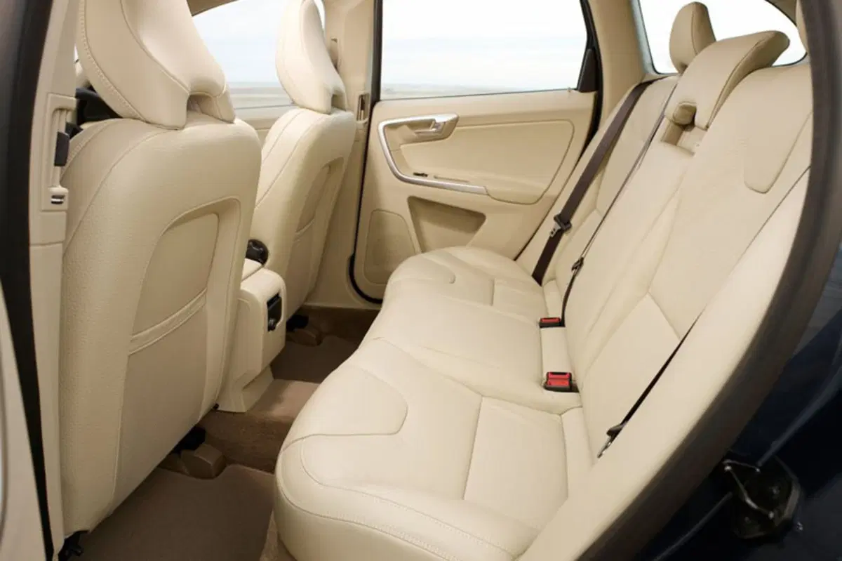 Volvo XC60 (2008-18) (41)