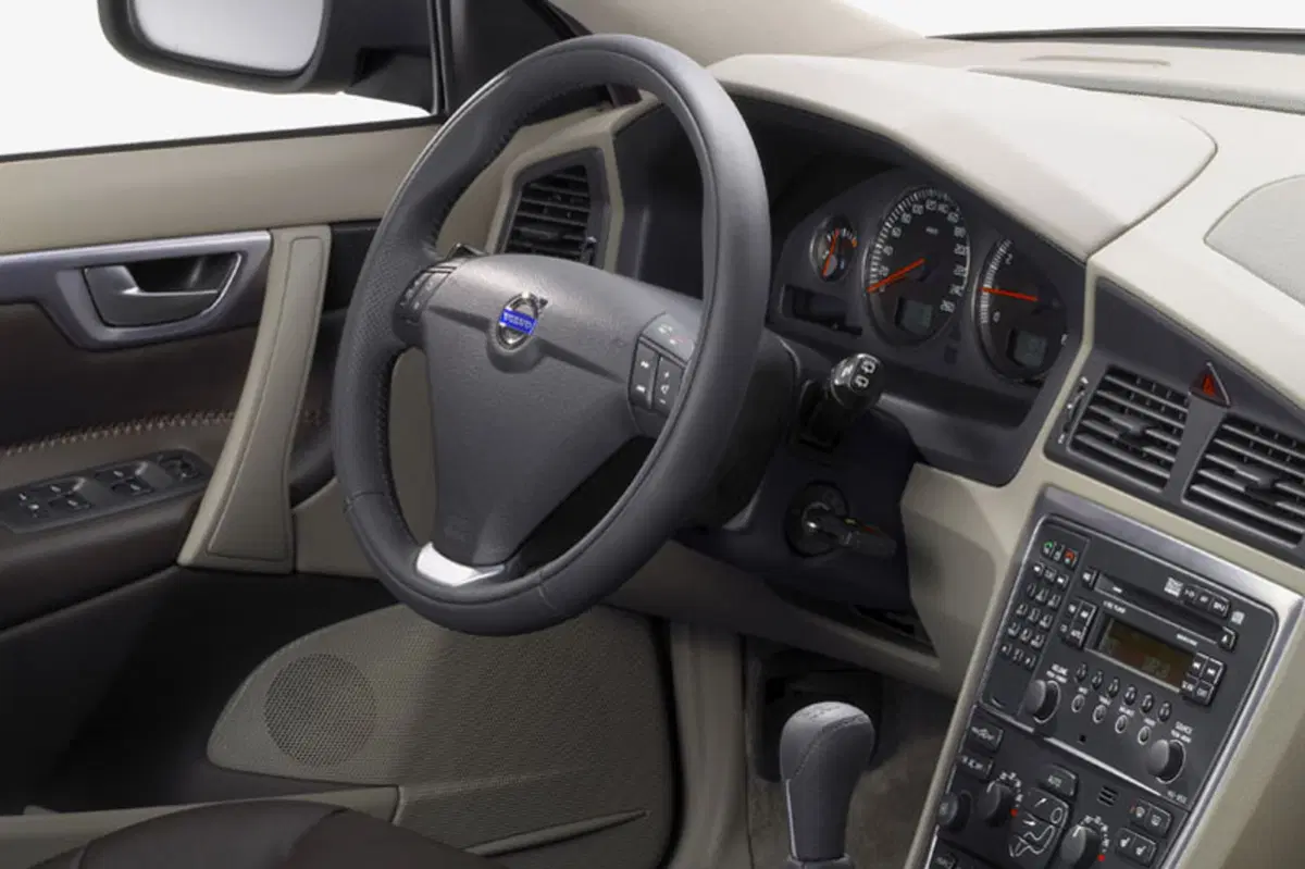 Volvo XC70 (2002-07) (9)