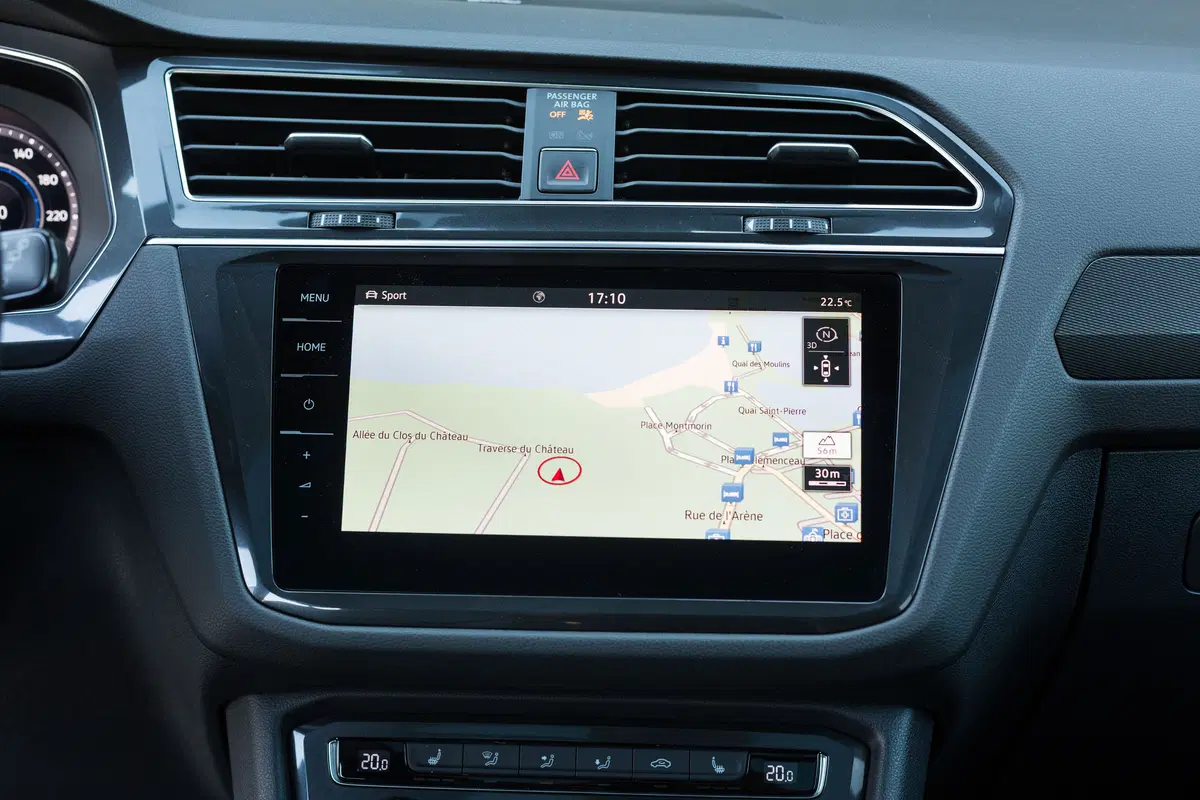 VW Tiguan Allspace. A pochi 'passi' dal Touareg [Video] (8)
