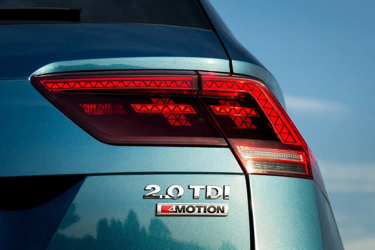 VW Tiguan Allspace. A pochi 'passi' dal Touareg [Video] (10)
