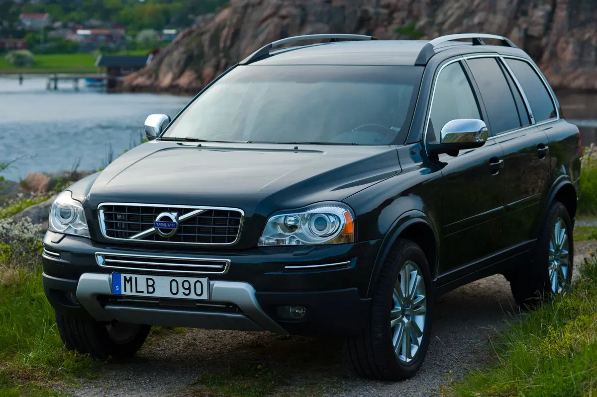 Volvo XC90 (2002-14) (2)
