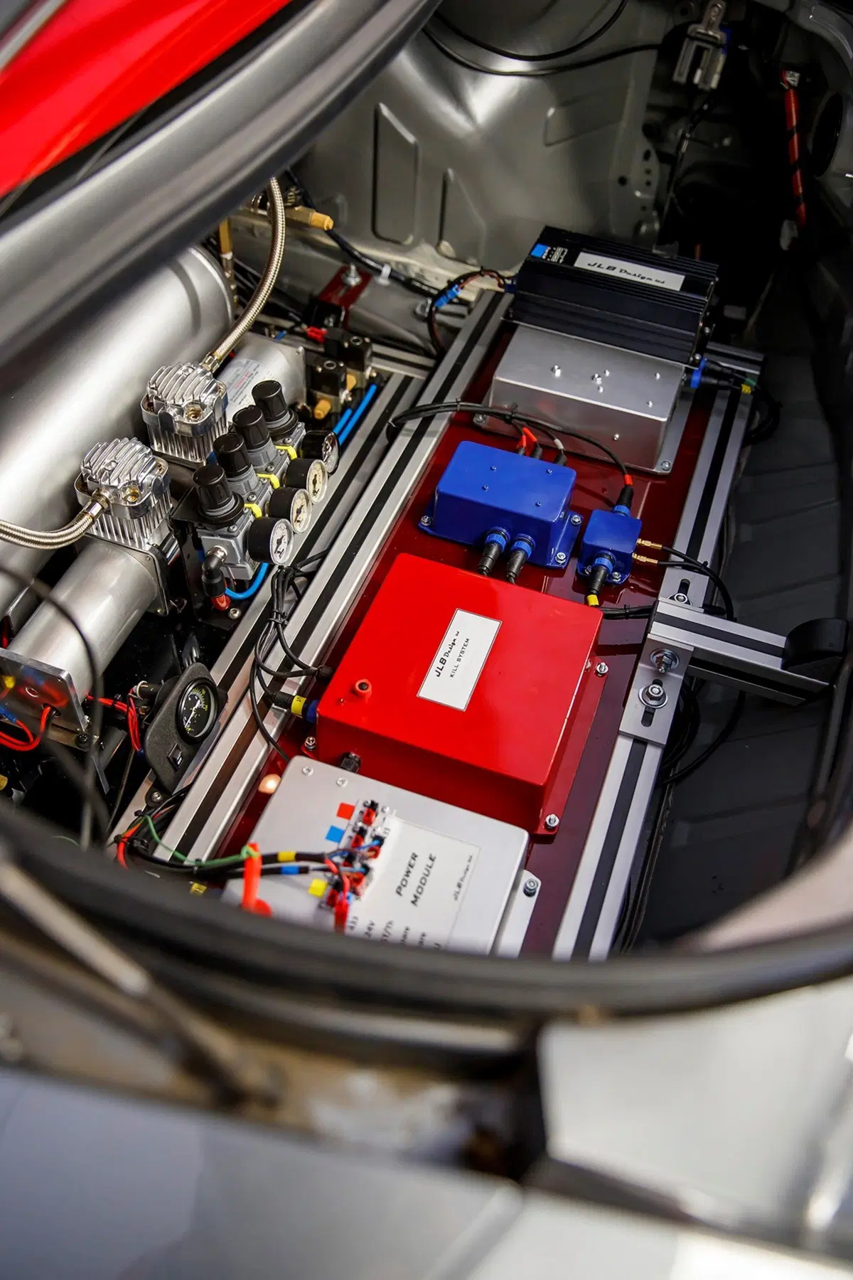 Nissan GT-R/C, un joypad per volante [Video] (6)