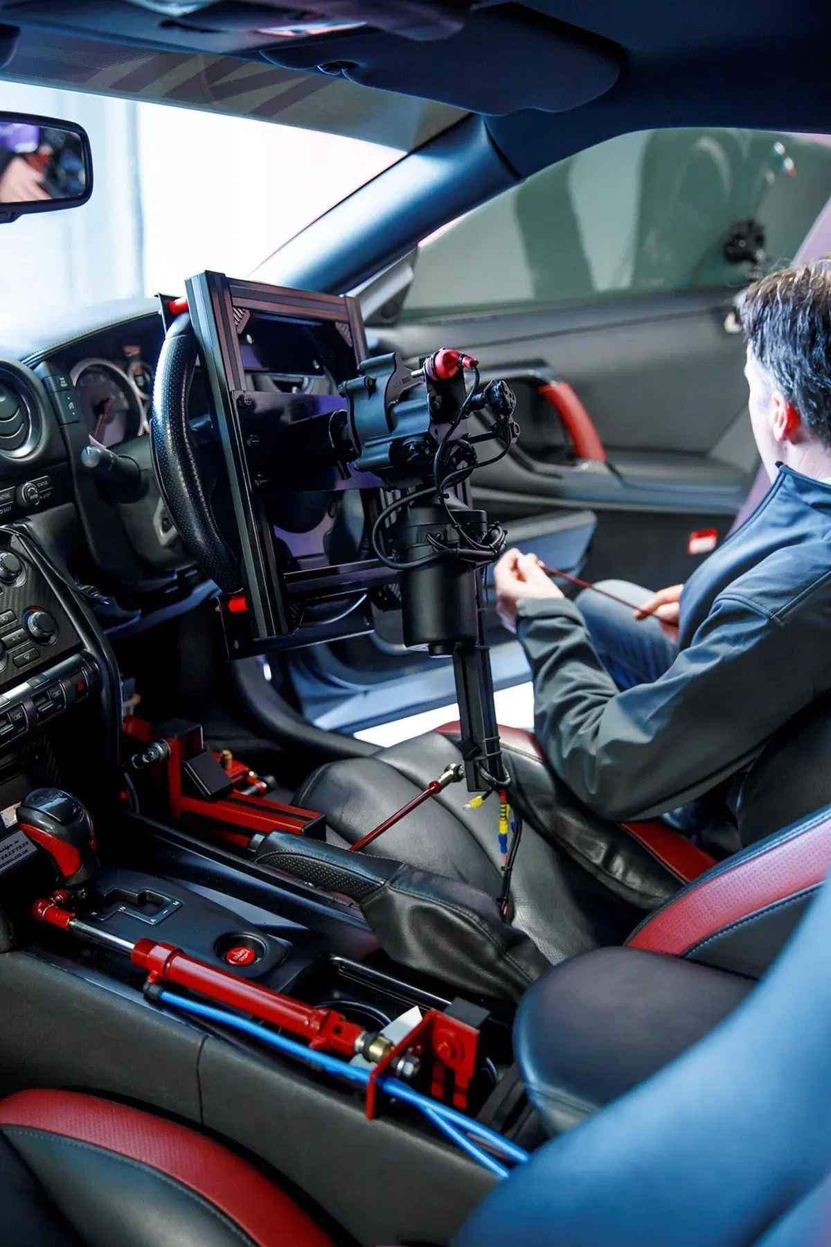 Nissan GT-R/C, un joypad per volante [Video] (7)