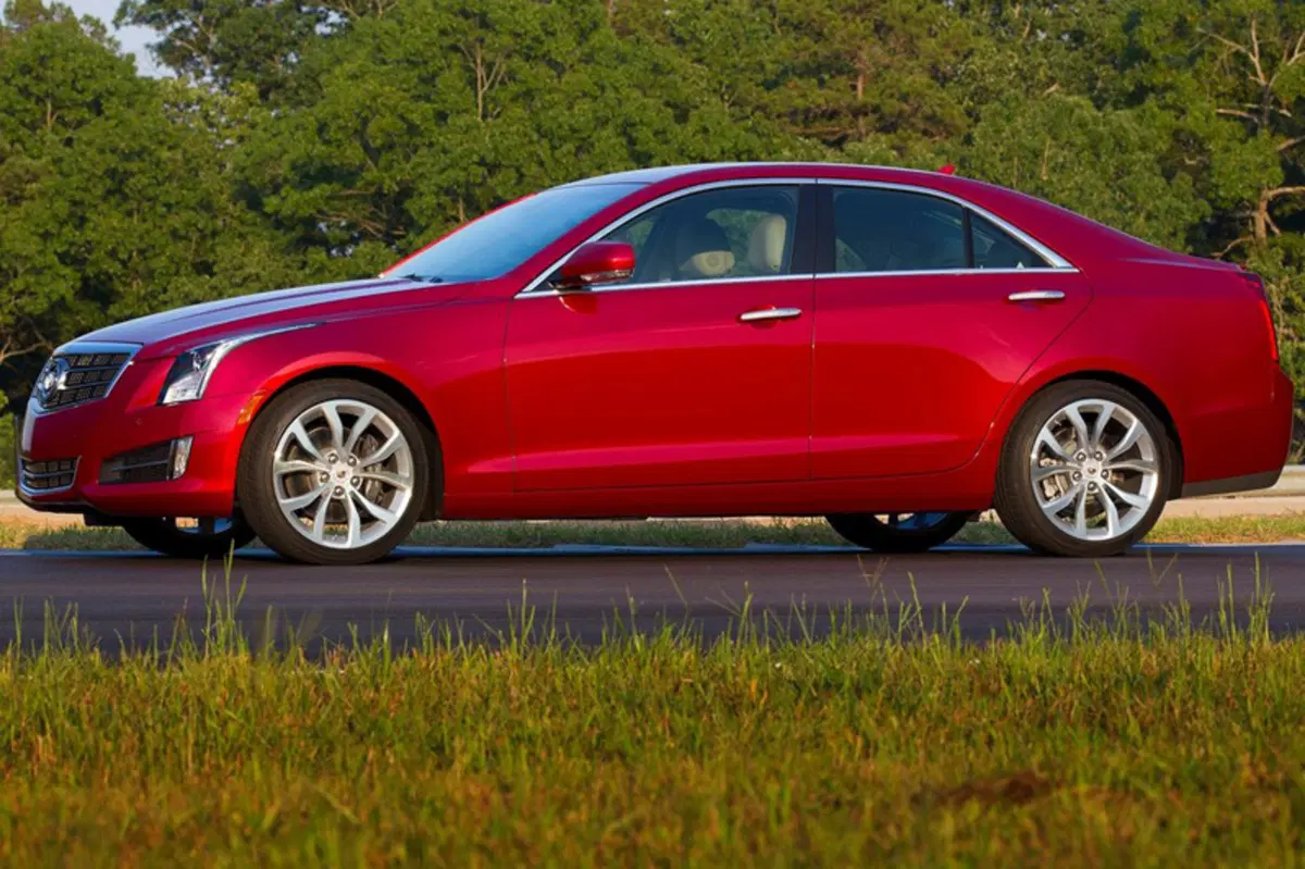 Cadillac ATS 2.0 Turbo AT8 Luxury (2)