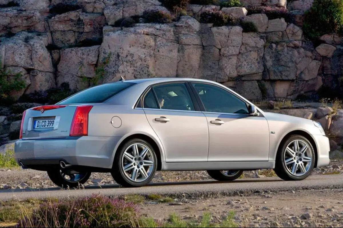 Cadillac BLS 2.0 T 210CV Elegance (3)