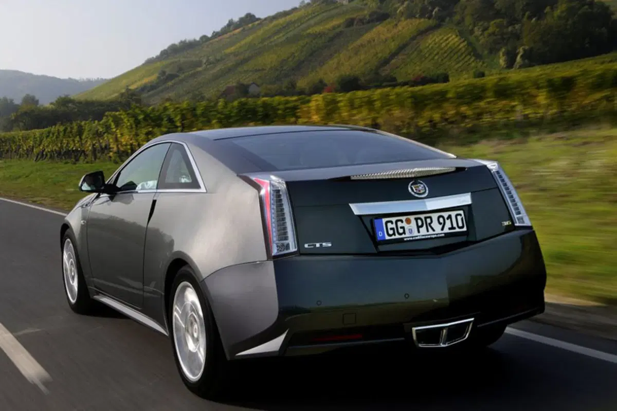 Cadillac CTS Coupé 3.6 V6 Coupé Sport Luxury (4)