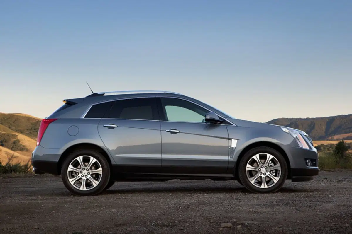 Cadillac SRX 3.0 V6 AWD AT Sports Luxury (3)