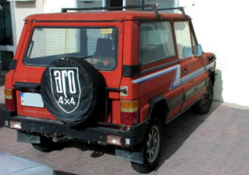 Aro Serie 10 (1981-93) (2)