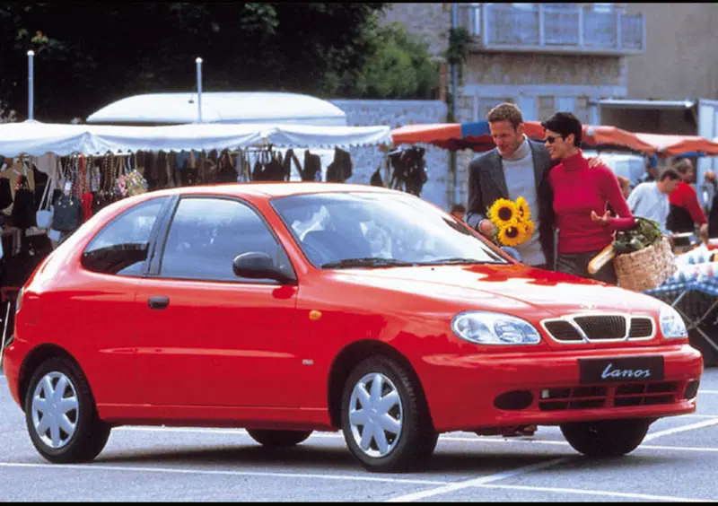 Daewoo Lanos (1997-04) (2)
