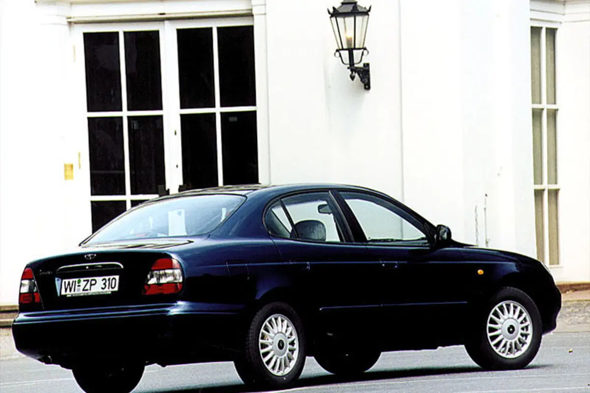 Daewoo Leganza (1997-04) (2)