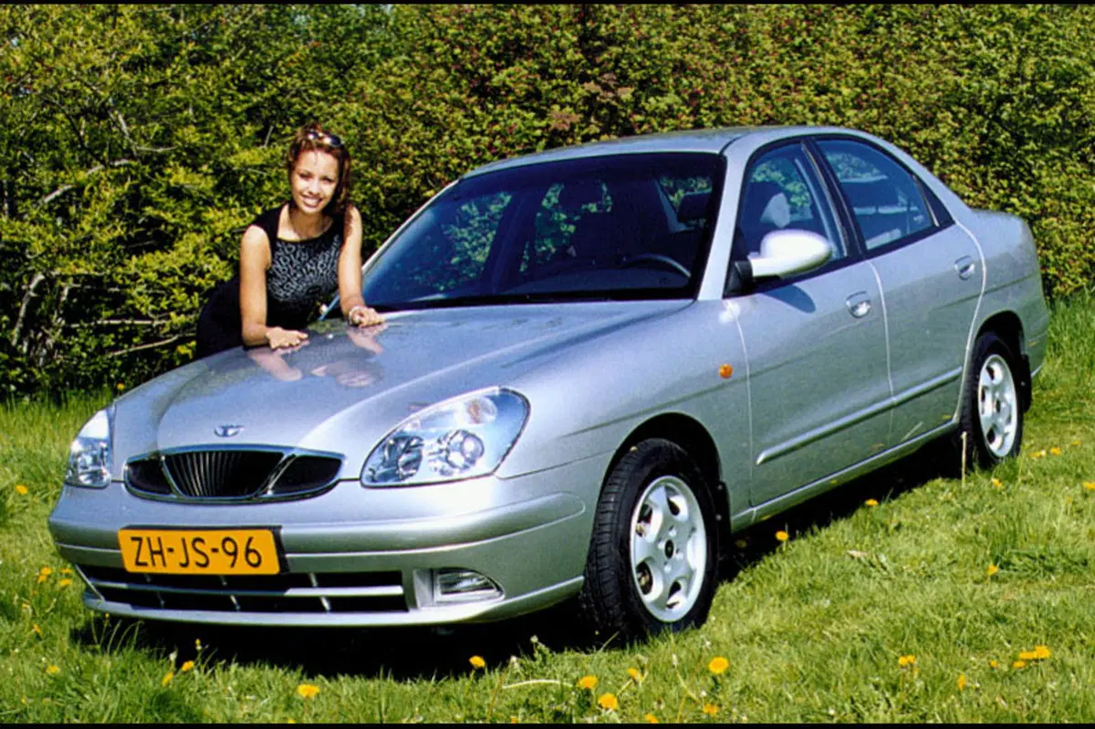 Daewoo Nubira (1997-03) (6)