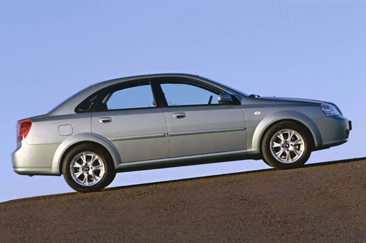 Daewoo Nubira (2003-05) (3)