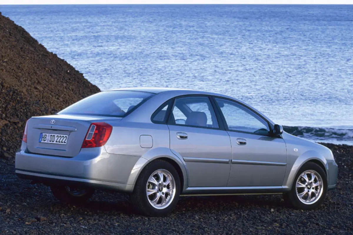 Daewoo Nubira (2003-05) (5)