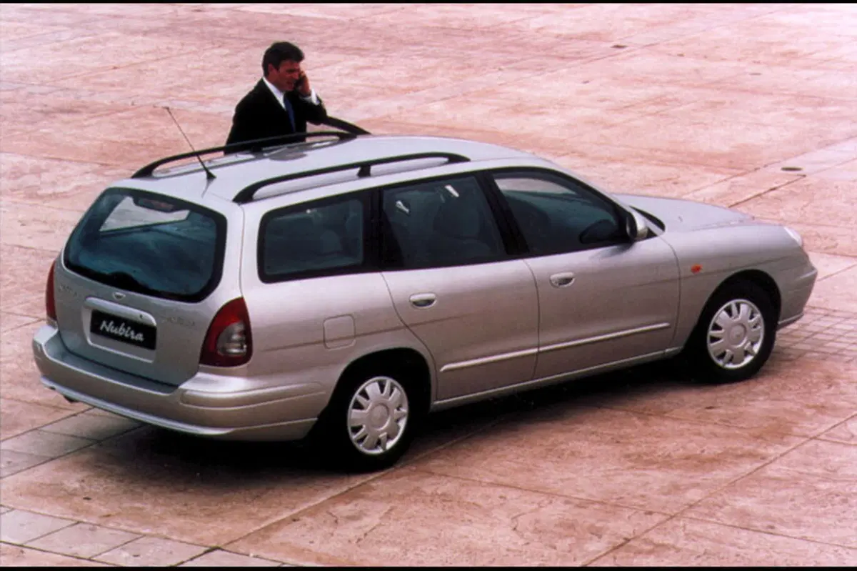 Daewoo Nubira Station Wagon (1997-03) (2)