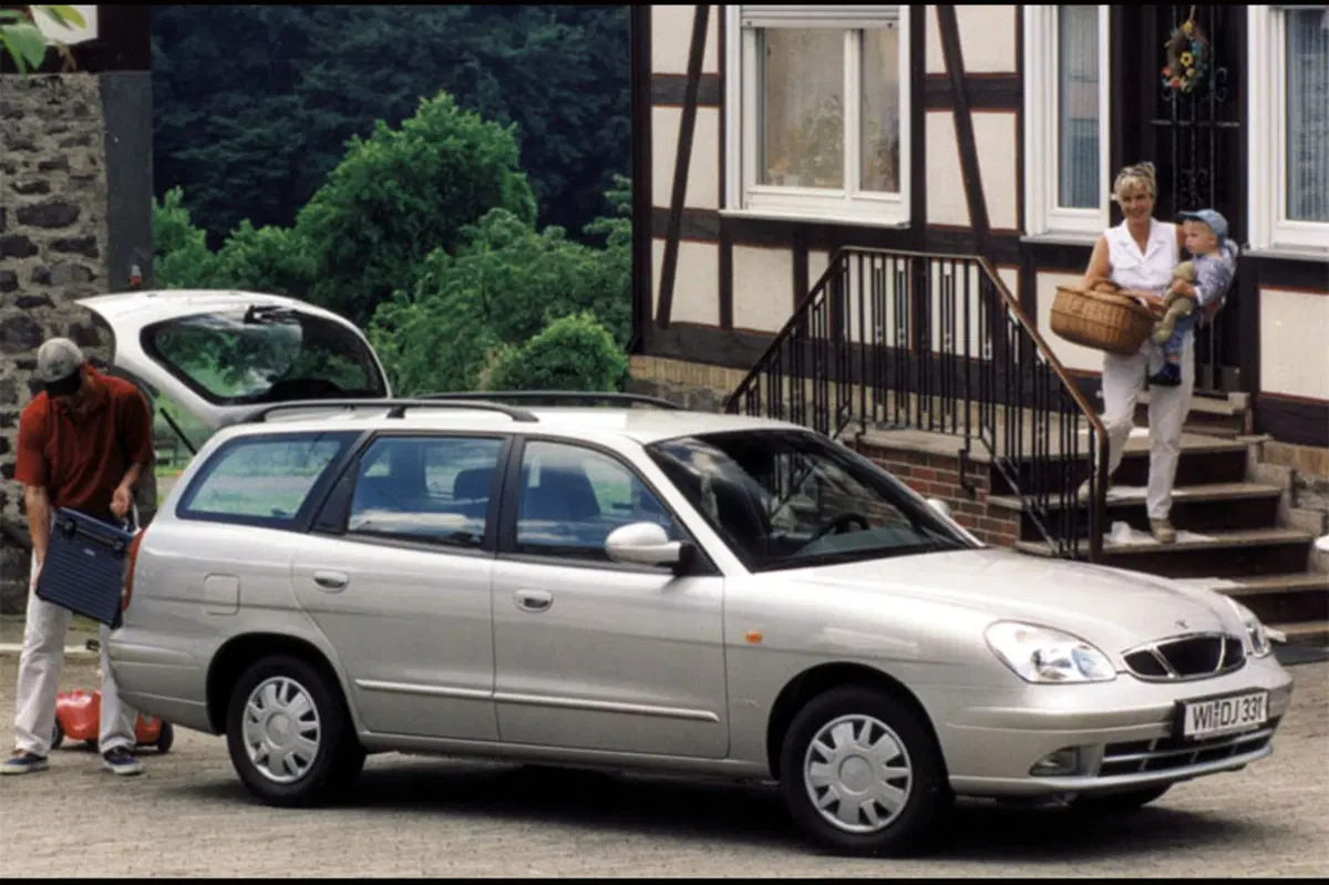 Daewoo Nubira Station Wagon (1997-03) (3)
