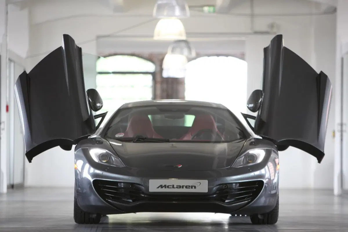 McLaren MP4 (2012-14) (2)
