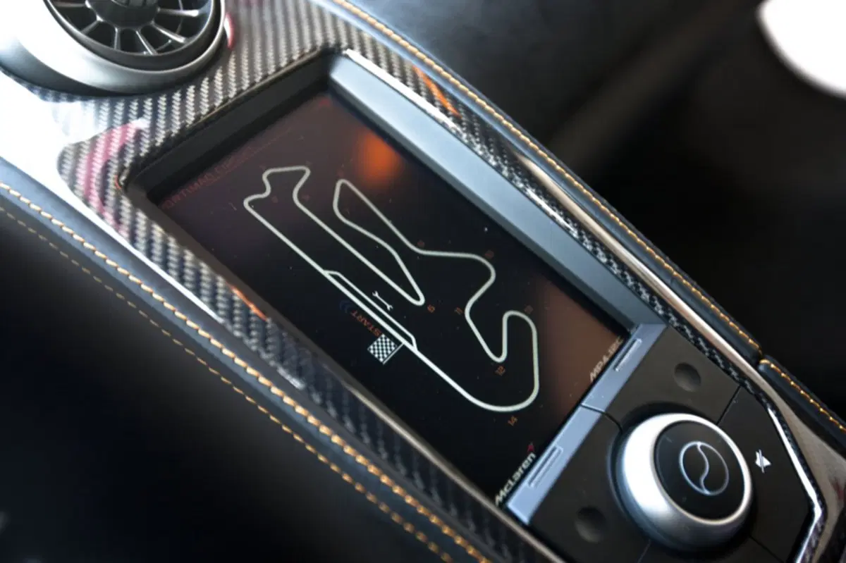 McLaren MP4 (2012-14) (15)
