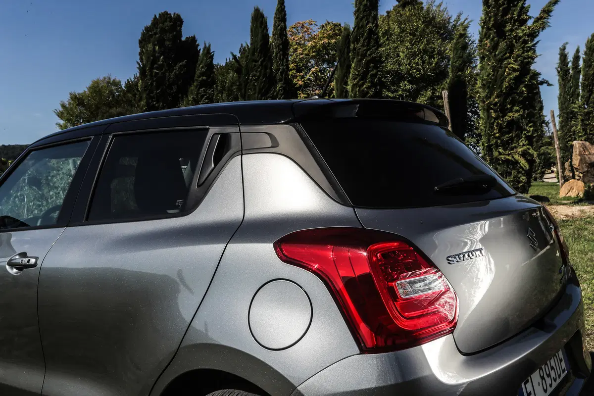 Suzuki Swift Allgrip Hybrid. 4WD per tutti i giorni  (17)