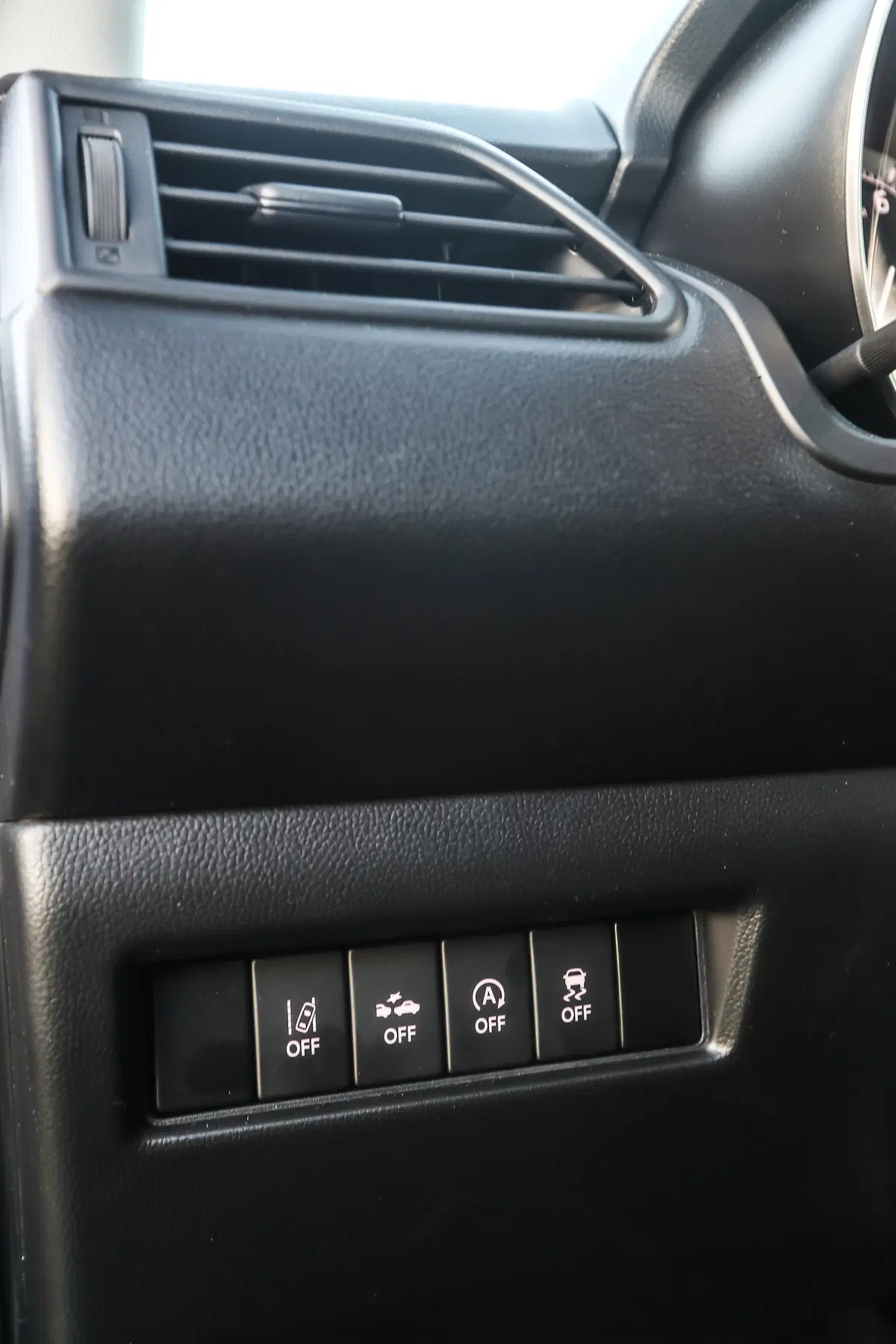 Suzuki Swift Allgrip Hybrid. 4WD per tutti i giorni  (19)