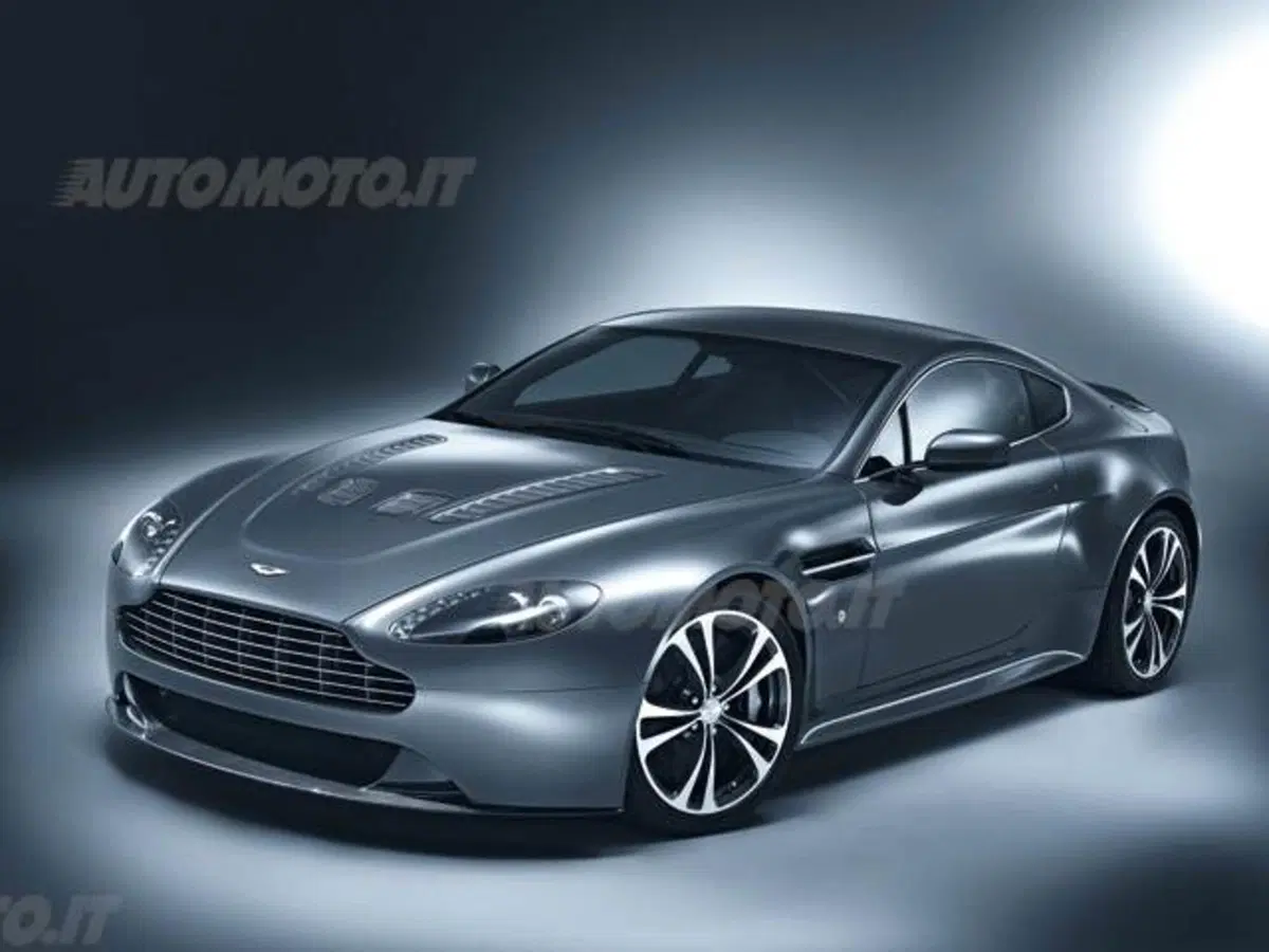 Aston Martin V12 Coupé Vantage Coupé