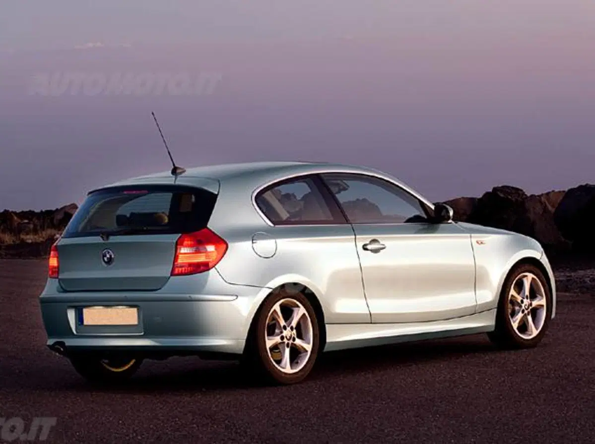 BMW Serie 1 130i cat 3 porte Eletta