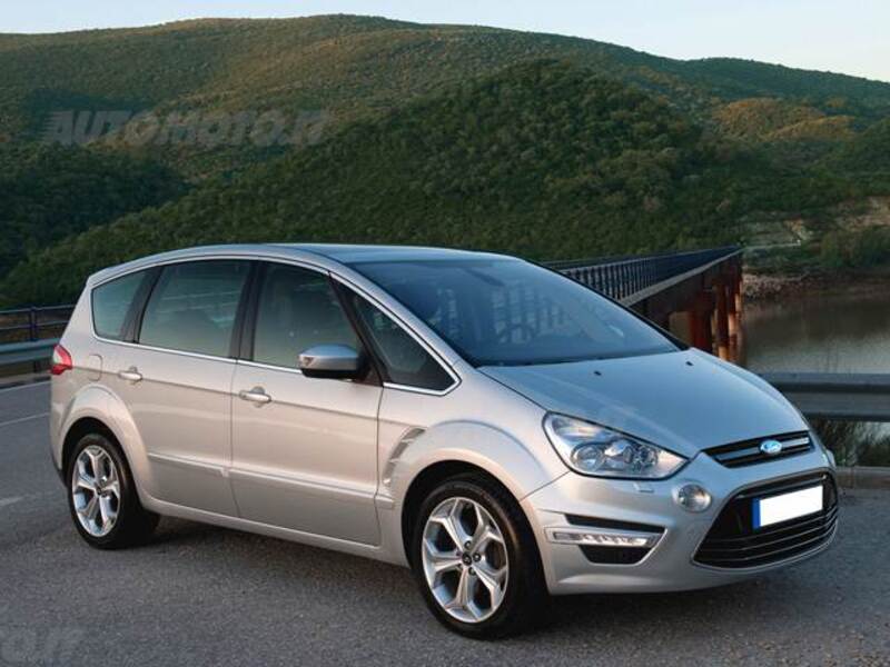 Ford S-Max 2.0 240 CV Titanium