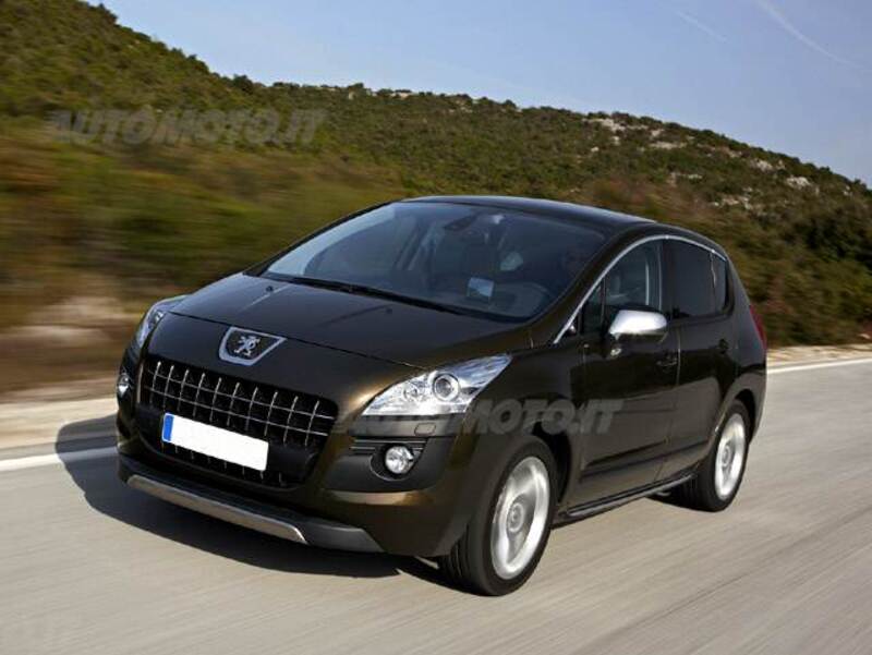 Peugeot 3008 1.6 HDi 112CV cambio robotizzato Business