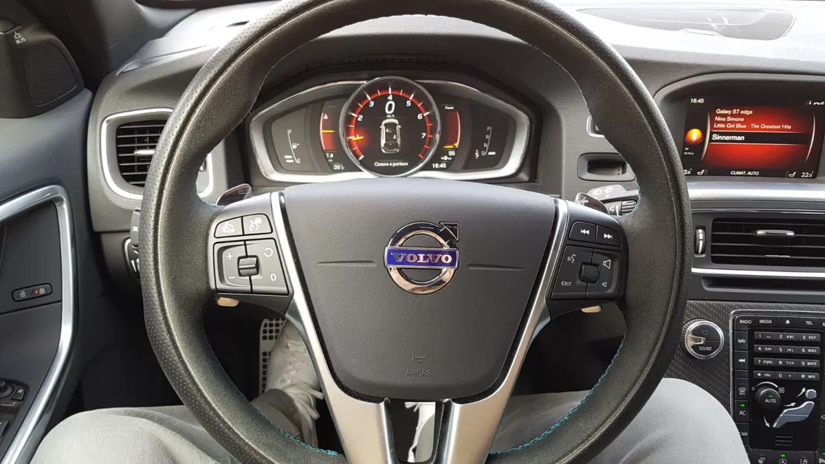 Volvo V60 Polestar | Una bestia da 367 cavalli (12)