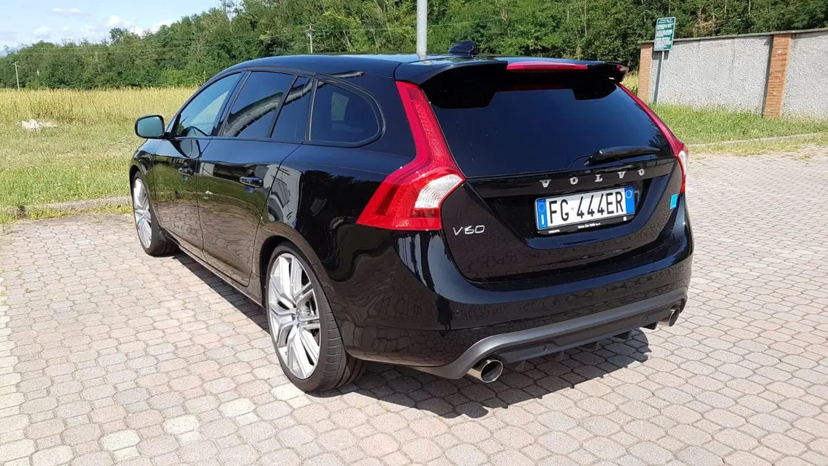 Volvo V60 Polestar | Una bestia da 367 cavalli (2)