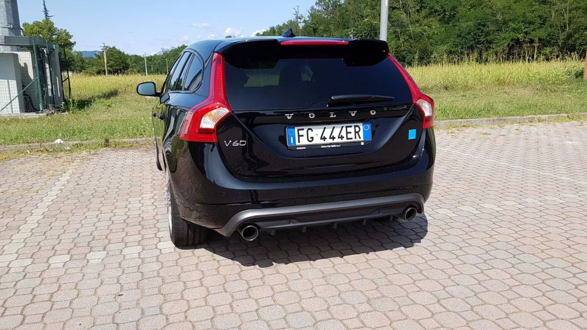 Volvo V60 Polestar | Una bestia da 367 cavalli (3)