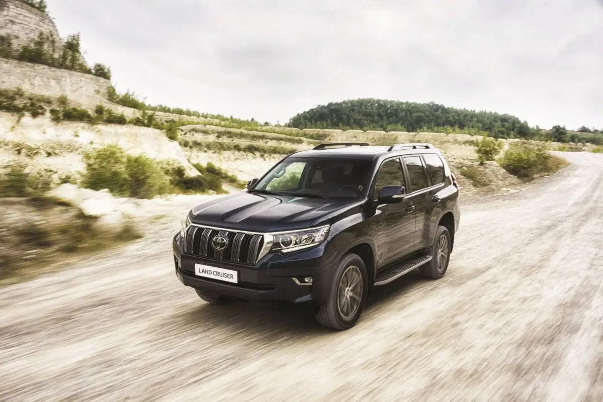 Toyota Land Cruiser 2018, debutta il nuovo offroad (3)