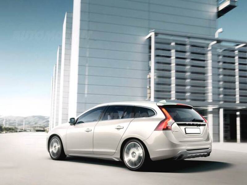 Volvo V60 DRIVe R-design