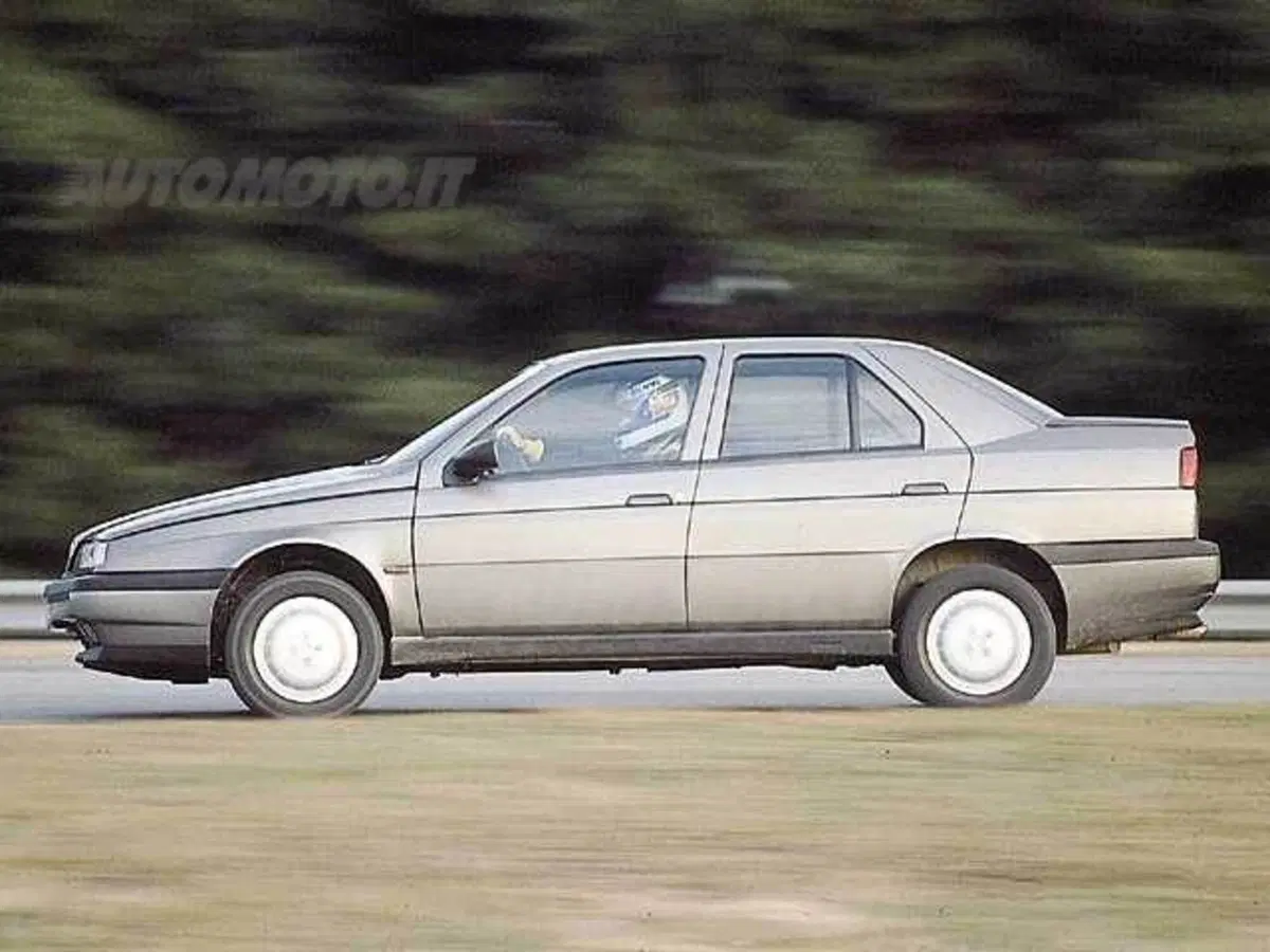 Alfa Romeo 155 1.8i Twin Spark cat L