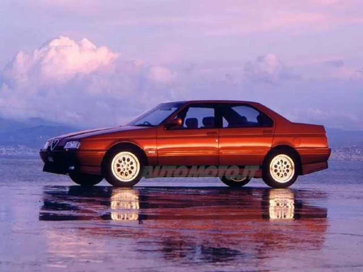 Alfa Romeo 164 3.0i V6 24V cat Q4