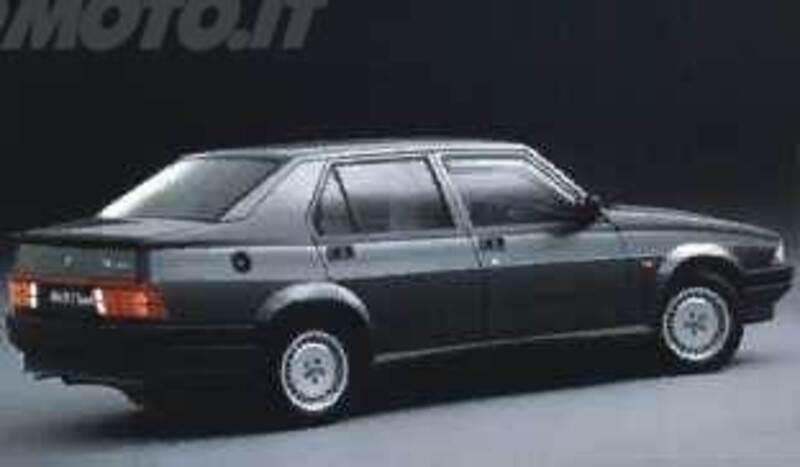 Alfa Romeo 75 1.8 IE 