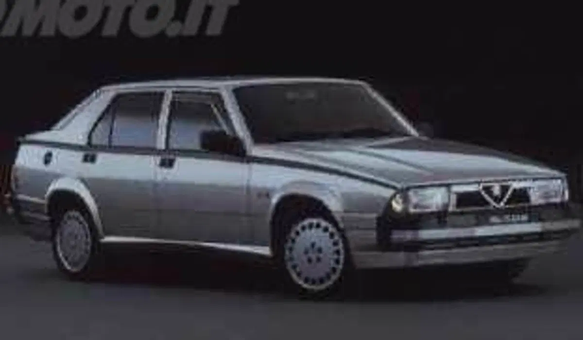 Alfa Romeo 75 3.0i V6 cat