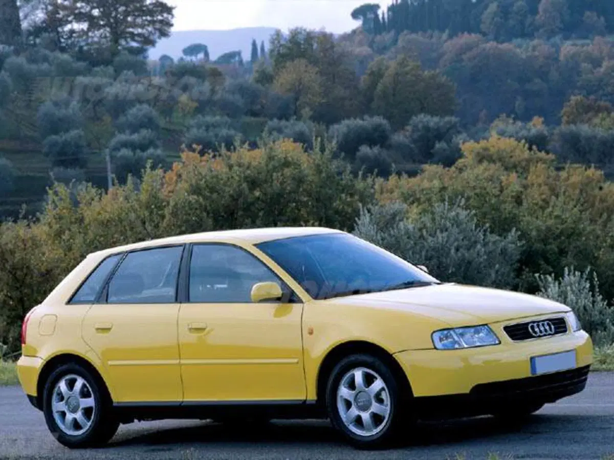 Audi A3 1.9 TDI/110 CV cat 5p. Ambiente