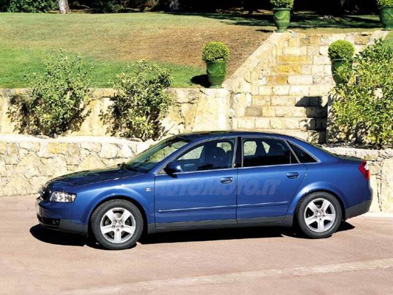 Audi A4 2.5 V6 TDI 