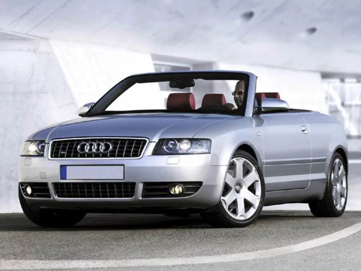 Audi S4 Cabrio Cabriolet 4.2 V8 quattro