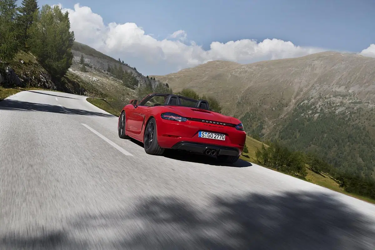 Porsche 718, ecco Cayman e Boxster GTS (2)