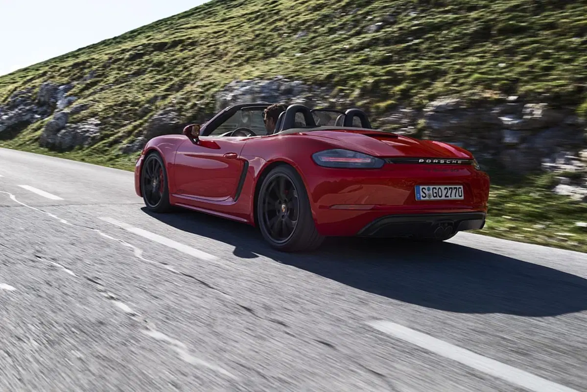Porsche 718, ecco Cayman e Boxster GTS (4)